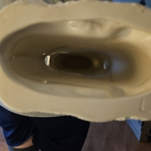 Vtg. Ceramic Snowman Towel Holder - Picture 3 of 4